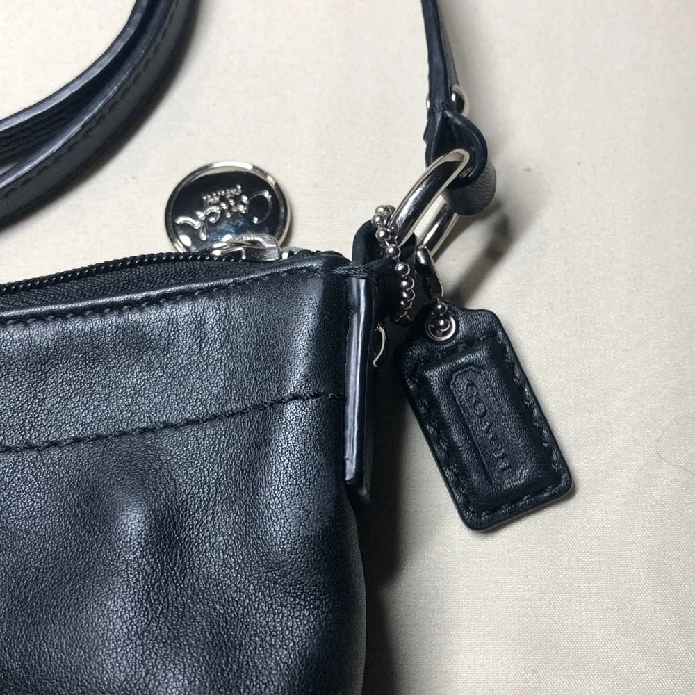 Coach Ashley Leather Crossbody Shoulder Bag Black Purse NEW CONDITION